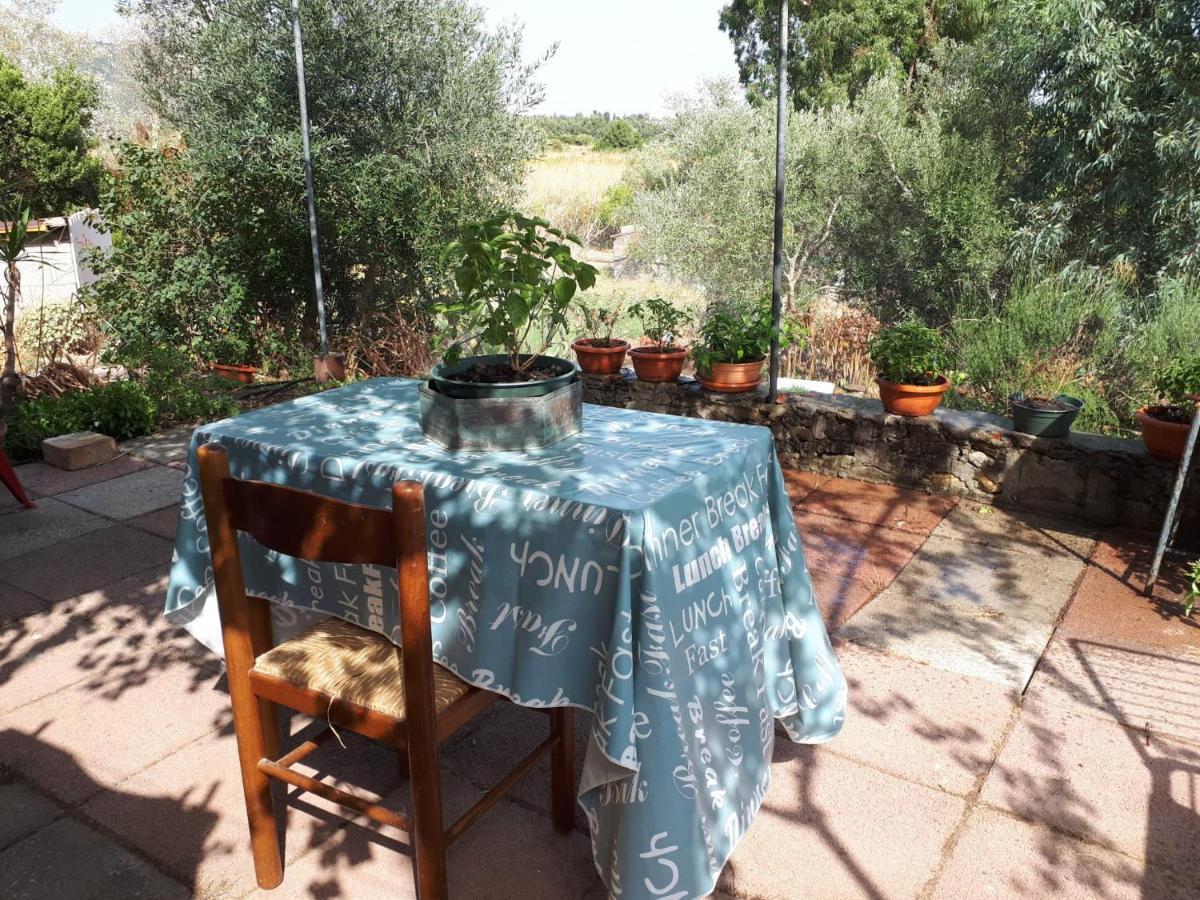 Ferienwohnung Sa Domu 'E Pisittu Iglesias Exterior foto