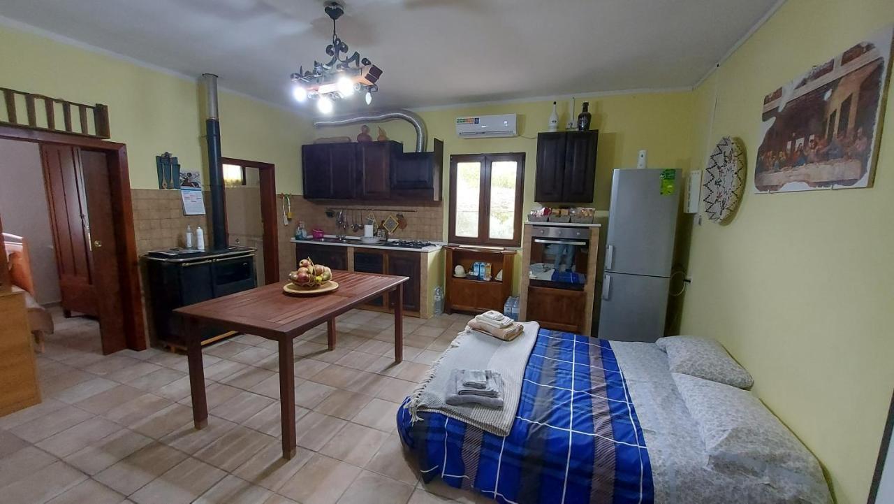 Ferienwohnung Sa Domu 'E Pisittu Iglesias Exterior foto